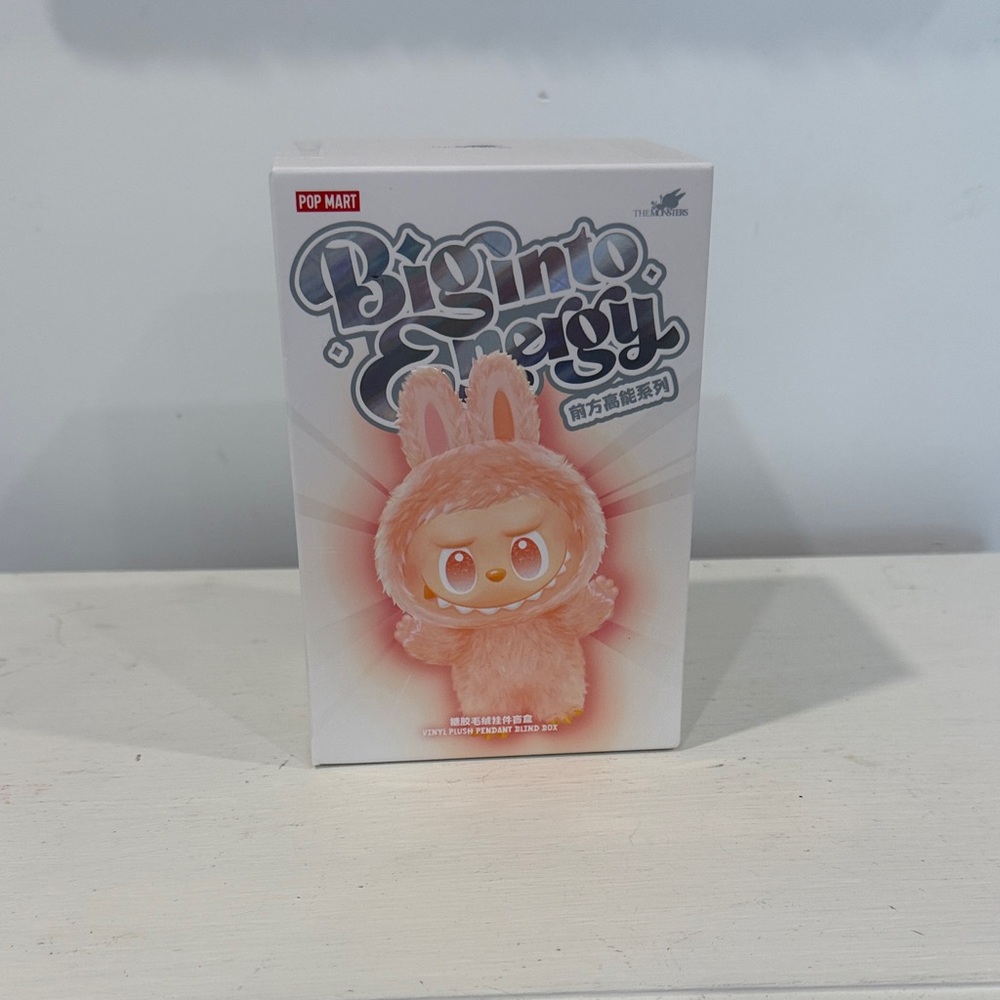 UNOPENED Pop Mart Big Into Energy Figure